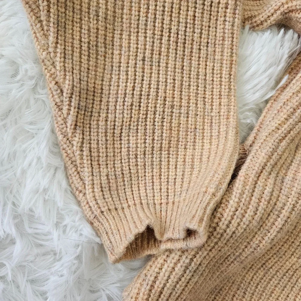 Lumiere Women's Beige Tie Back Ruffle Crewneck Long Sleeve‎ Sweater. Size L